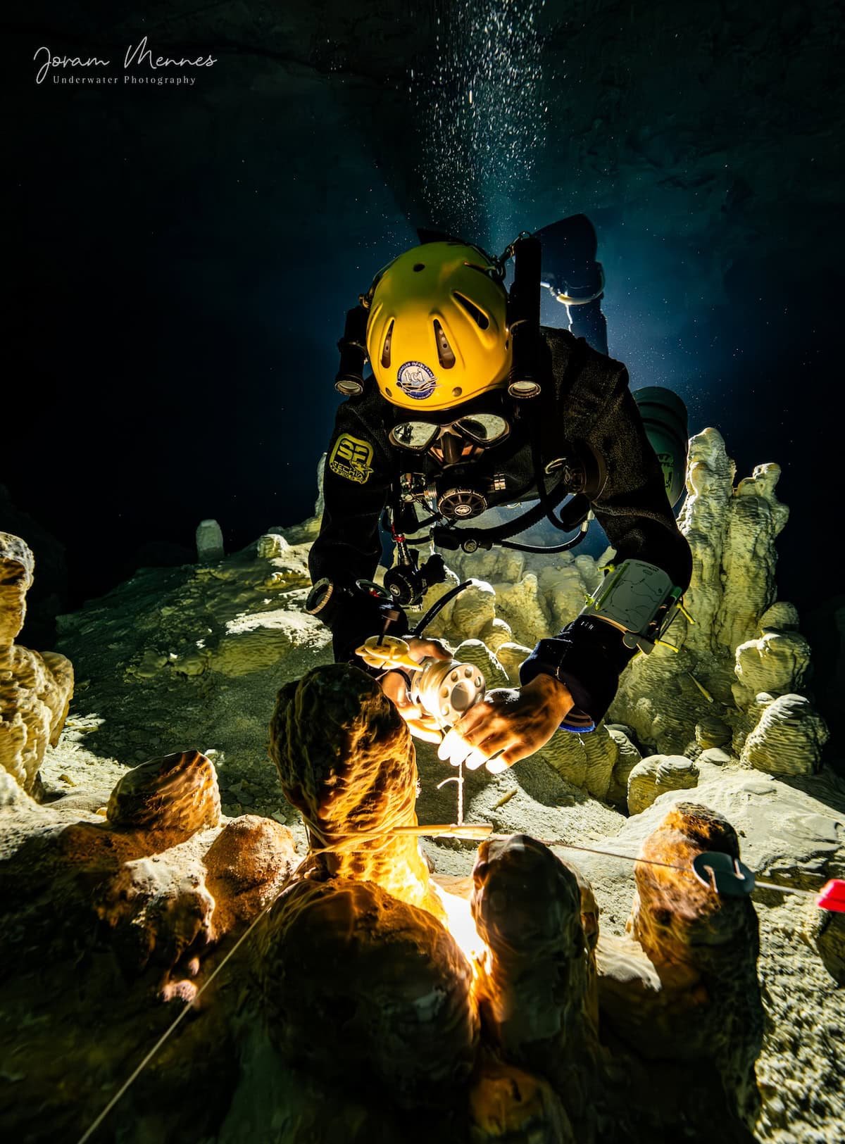 Full Cave Diver